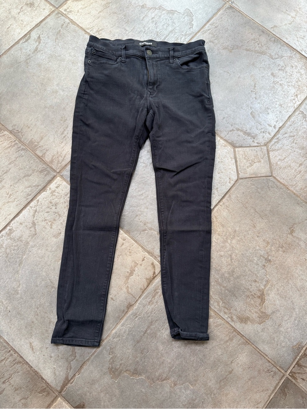 Express Women's Skinny Jeans in Black